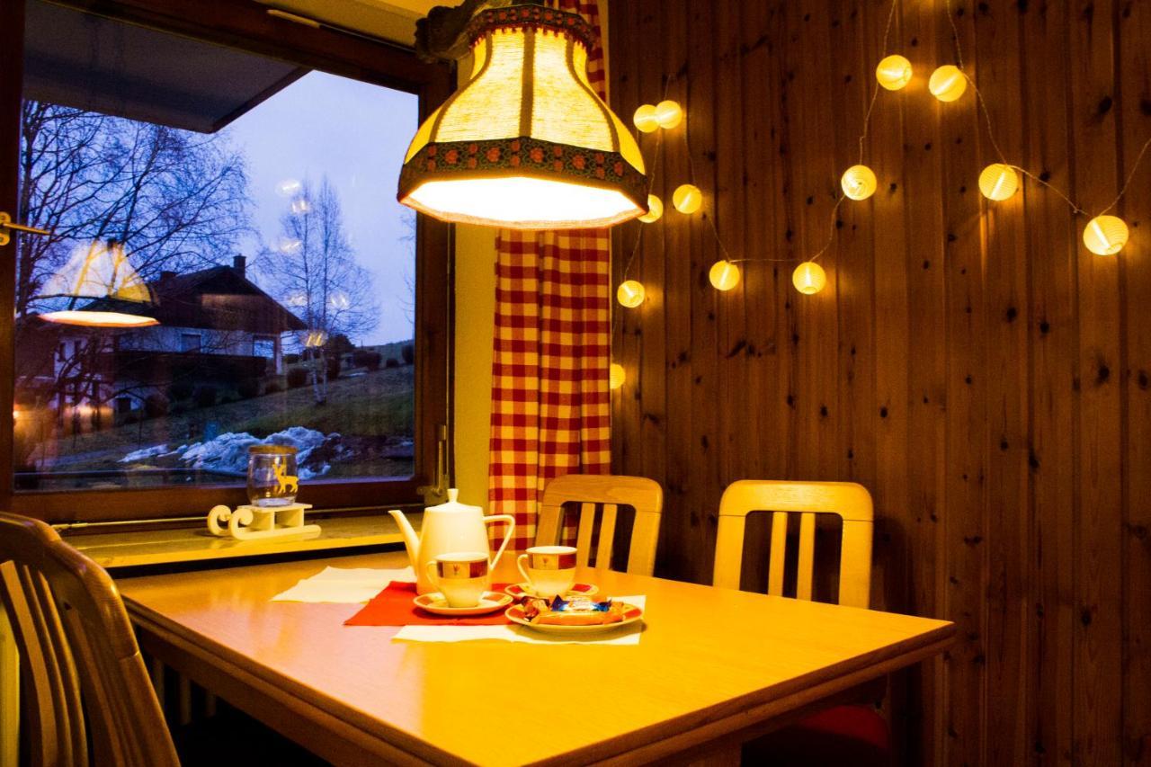 ברנאו אים שוורצוואלד Gemuetliche Ferienwohnung - Mitten Im Schwarzwald מראה חיצוני תמונה